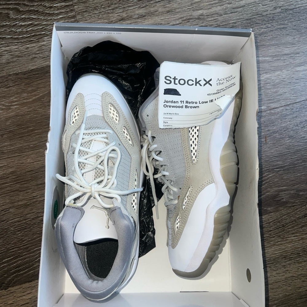 Air Jordan 11 Low IE in White and Gray
